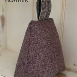 "Pure Wool Herringbone Tweed Door Stop Rustic Country Style, Pink Violet ""From The Mills" - thumbnail 3