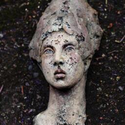 Woman Relief-Limited Edition Wall Hanging - thumbnail 3