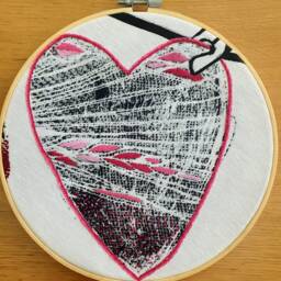 Heart Embroidery Hoop Art Pink Stitched Wall Decor - thumbnail 3