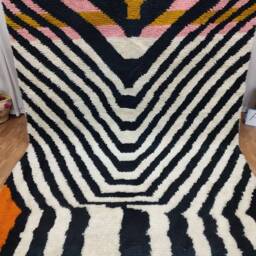 Custom Boujad Wool Rug - Handmade Moroccan Carpet, Bohemian Home Decor - thumbnail 3