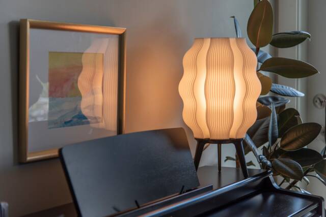 Hikaribana Lamp Moonlit Ivory 3D Printed Table Lamp - image 1