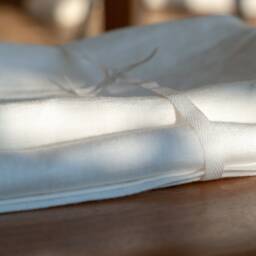 Set Of 2 White Linen Bath Towels, Hand & Body, Absorbent Flax - thumbnail 3