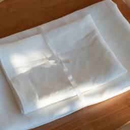 Set Of 2 White Linen Bath Towels, Hand & Body, Absorbent Flax - thumbnail 2