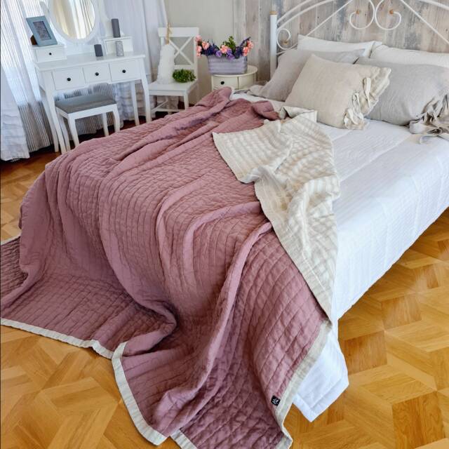 Lightweight Linen Comforter, Custom Colors, Stonewashed Quilt, Double-Sided Eco Bedding - image 1