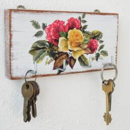 Old Country Roses Key Holder For Wall, English Wall Decor, Wooden Hanger, Red & Yellow - thumbnail 2