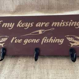 Gone Fishing Key Holder Rustic Pine Lake/Beach House Decor - thumbnail 3