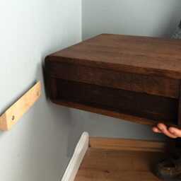 Floating Nightstand With Rattan Drawer in Solid Oak - Warm Modern Bedside Table - thumbnail 4