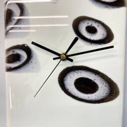 Pale Green & Black Abstract Resin Wall Clock, Long Modern Unusual Home Decor, Luxury Clocks - thumbnail 4