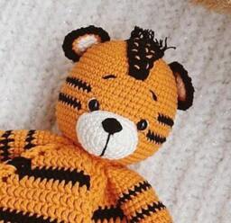 Personalized Crochet Tiger Lovey Baby Security Blanket, Safari Toy - thumbnail 4