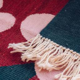 Handwoven Wool Kilim Rug Art Deco Bubble Design, Eco-Friendly - thumbnail 2