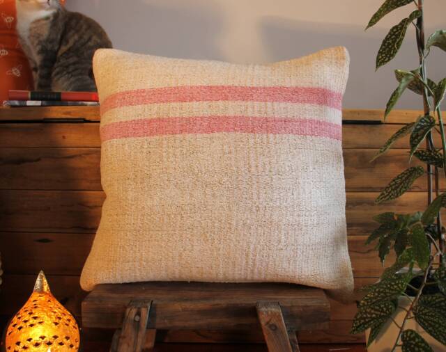 Vintage Kilim Cushion Cover - Handwoven Hemp/Wool, 20 Inch - image 1