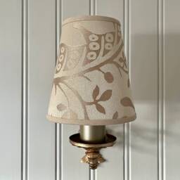Zoffany Damask Pale Gold Silk - Small Handmade Candle Clip Lampshade For Wall Lights/Chandeliers - thumbnail 3