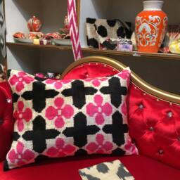 Pink Black Color Ikat Velvet Lumbar Pillow Cover Handwoven Uzbek Silk Cushion - thumbnail 2