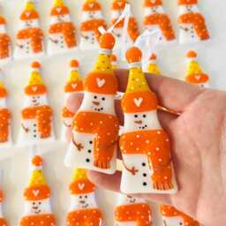 Cute Snowman Fused Glass Christmas Tree Decoration, Snowman Cornish Fused Glass, Cornwall - thumbnail 3