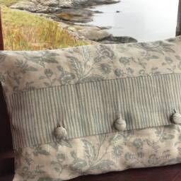 Beautifully Designed Cushion Covers in Cabbages & Roses Linen - thumbnail 2