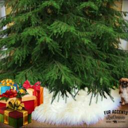 Faux Fur Christmas Tree Skirt - Shaggy Sheepskin Style - thumbnail 3
