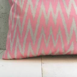 Silk Ikat Pillow Cover - 16x24 - Handwoven Decorative Cushion - thumbnail 3