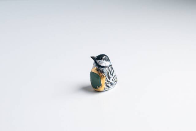 Blackpoll Warbler With Crystal Figurine - Song Bird Talisman Aventurine - image 1
