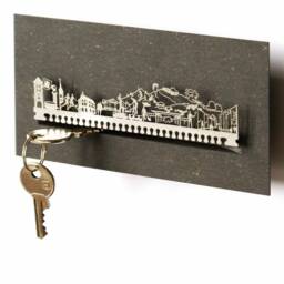 Chur Souvenir Gift Tube - Beautifully Crafted City Skyline Silhouette Ideal Memento For Fans Stylish & Unique Home Decor - thumbnail 1
