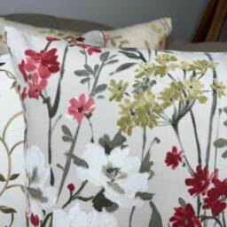 Floral Cushion Cover, Pillow Modern Home Decor For Chair Sofa Bed Cover - Leaf Flower Design Iliv Fabric - thumbnail 3