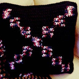Crocheted Skull & Crossbones Blanket Pink Camo & Black Afghan Bedding - thumbnail 4