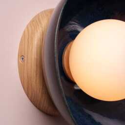 Blue Small Dawn Wall Light in Ceramic & Oak - thumbnail 4