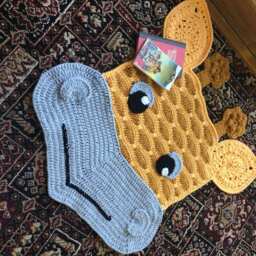 Giraffe Design Rug For Childrens Room Or Nursery. Safari Jungle Theme - thumbnail 3
