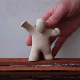 Persecutor - Expressive Ceramic Figurine For Sandplay & Counseling - thumbnail 4