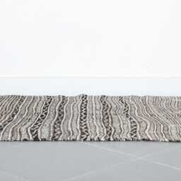 Handwoven Moroccan Rug 3x5 Ft Black & White Berber Flatweave - thumbnail 2