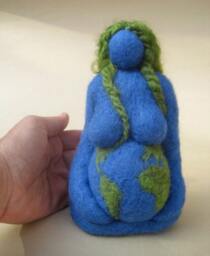 Needle Felted, Mother Earth, Earth Mama, Gaia, Blue Goddess, 6 Inches, Original Design By Borbala Arvai, Made To Order - thumbnail 2