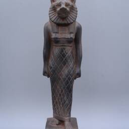 Unique Ancient Egyptian Art Statue Of Goddess Sekhmet Heavy Stone Made in Egypt - thumbnail 2