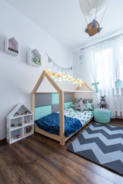 Children's Bed/House 80 X 160 cm - image 1