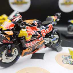 Enea Bastianini Handmade Moto-Gp Bike Marq - Artwork Biker Gift - thumbnail 2