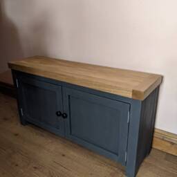 storage Bench With Doors - thumbnail 2