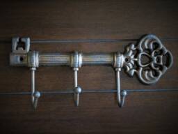 Cast Iron Key Holder Rack Aged Copper Finish, Vintage Inspired - thumbnail 1
