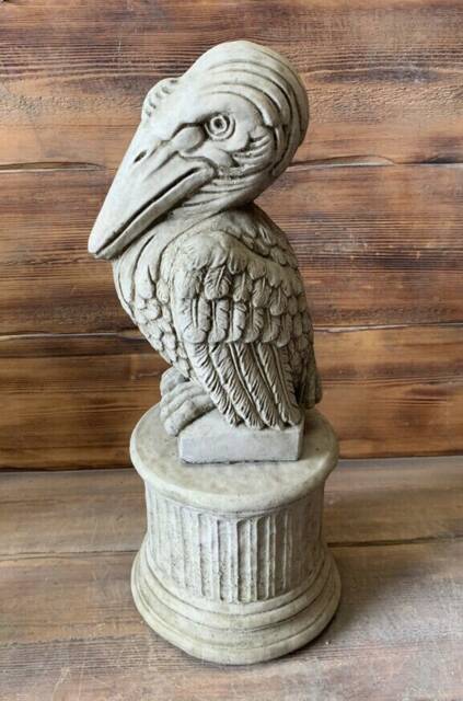 stone Garden Large Pelican Bird On Plinth Detailed Gift Ornament - image 1