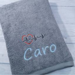 Personalized Bath Towel With Embroidered Name & Design - Perfect Gift For Valentine's Day, Anniversaries, Or Weddings 70 X 140 cm - thumbnail 3