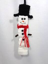 Crochet Snowman Wall Hanging Whimsical Christmas Decoration - thumbnail 1