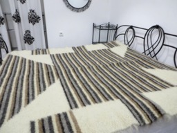 Handwoven Wool Throw Blanket Rustic Carpathian Lizhnyk Bedspread