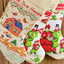 Vintage Linen Christmas Stocking - Farmhouse Cutter Quilt Feedsack - thumbnail 3