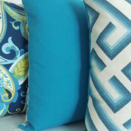 Caribbean Blue Ikat-Decorative Designer Pillow Cover - Blues -Turquoise-/Aqua/Blue /Off White - thumbnail 4