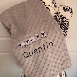 Ladybird - Bubble Baby Blanket Embroidered Personalised 95cm X 75cm Ladybug - thumbnail 3