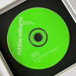 Robbie Williams - She's The One- Framed Cd Single Music Wall Art Gift - thumbnail 3