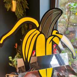Banana Mirror Wall Art Pop Art Acrylic Decor - thumbnail 2