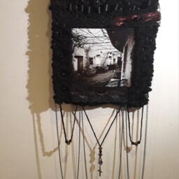 Black Gothic Handwoven Wall Hanging Photo Frame. Wedding Functional Art - thumbnail 4