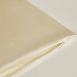 80 X cm Silk Pillowcase 22 Momme, Tire Closure -High-Quality Bed Linen- Gift Idea - Cream White - thumbnail 3
