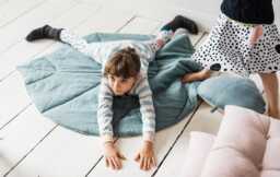 "Linen Leaf Mat For Children ""Eye Of The Sea"