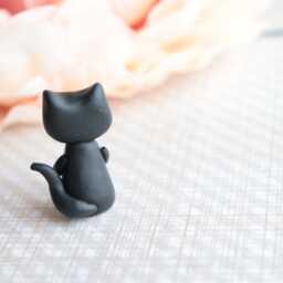 Pocket Pet Polymer Clay Cat Figurine Emotional Support Desk Buddy - thumbnail 3