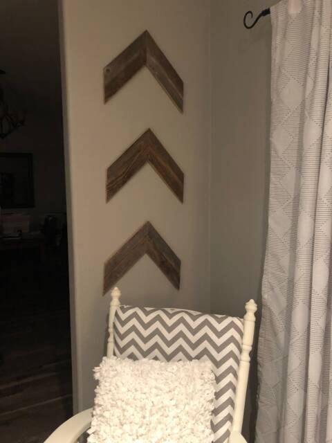 Rustic Large Barnwood Arrow Wall Decor - image 1