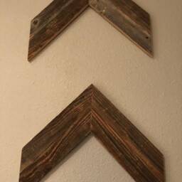 Rustic Large Barnwood Arrow Wall Decor - thumbnail 2